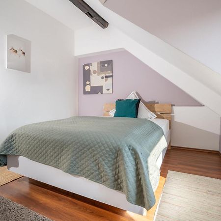 12: Privatzimmer Fuer Reisende Durch Koblenz Coblença Exterior foto